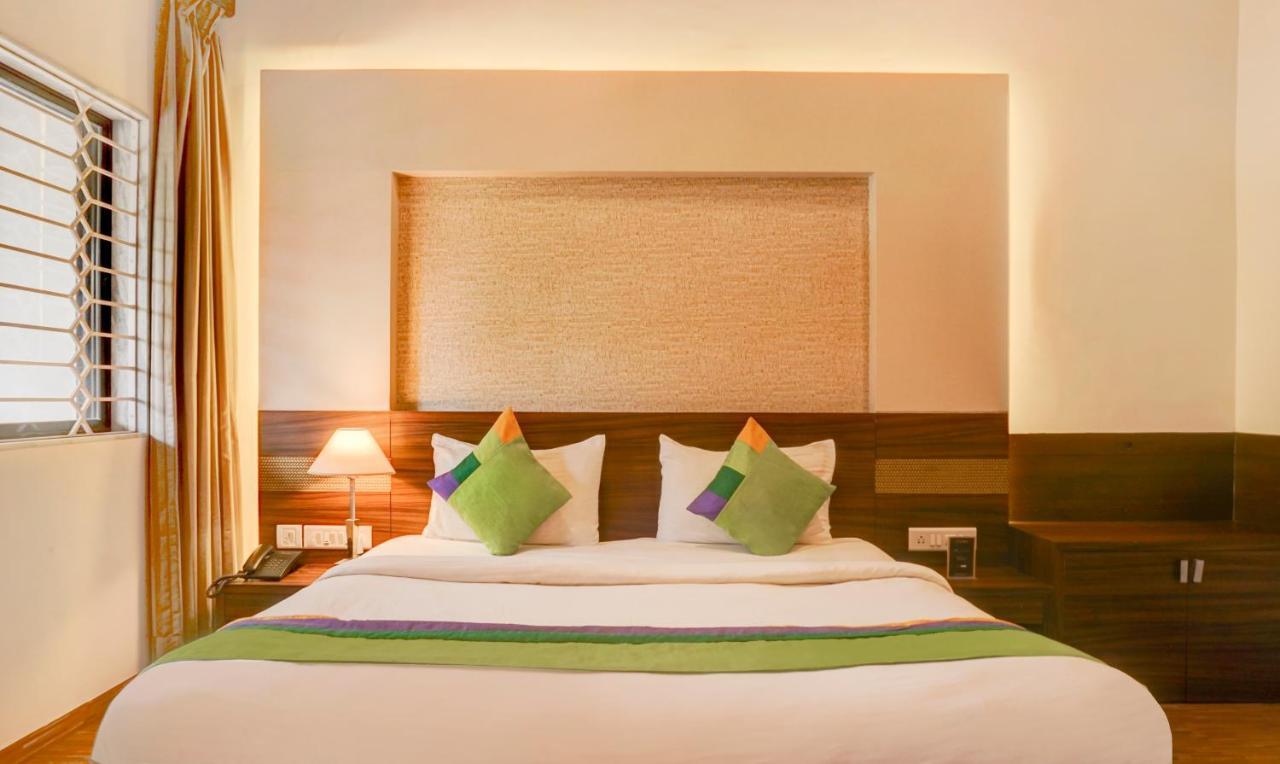 Hotel Treebo Five Elements, Lonavala Extérieur photo