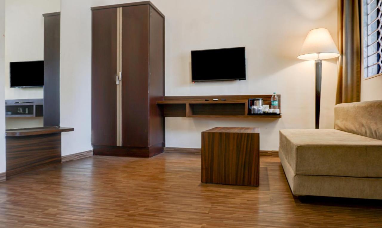 Hotel Treebo Five Elements, Lonavala Extérieur photo