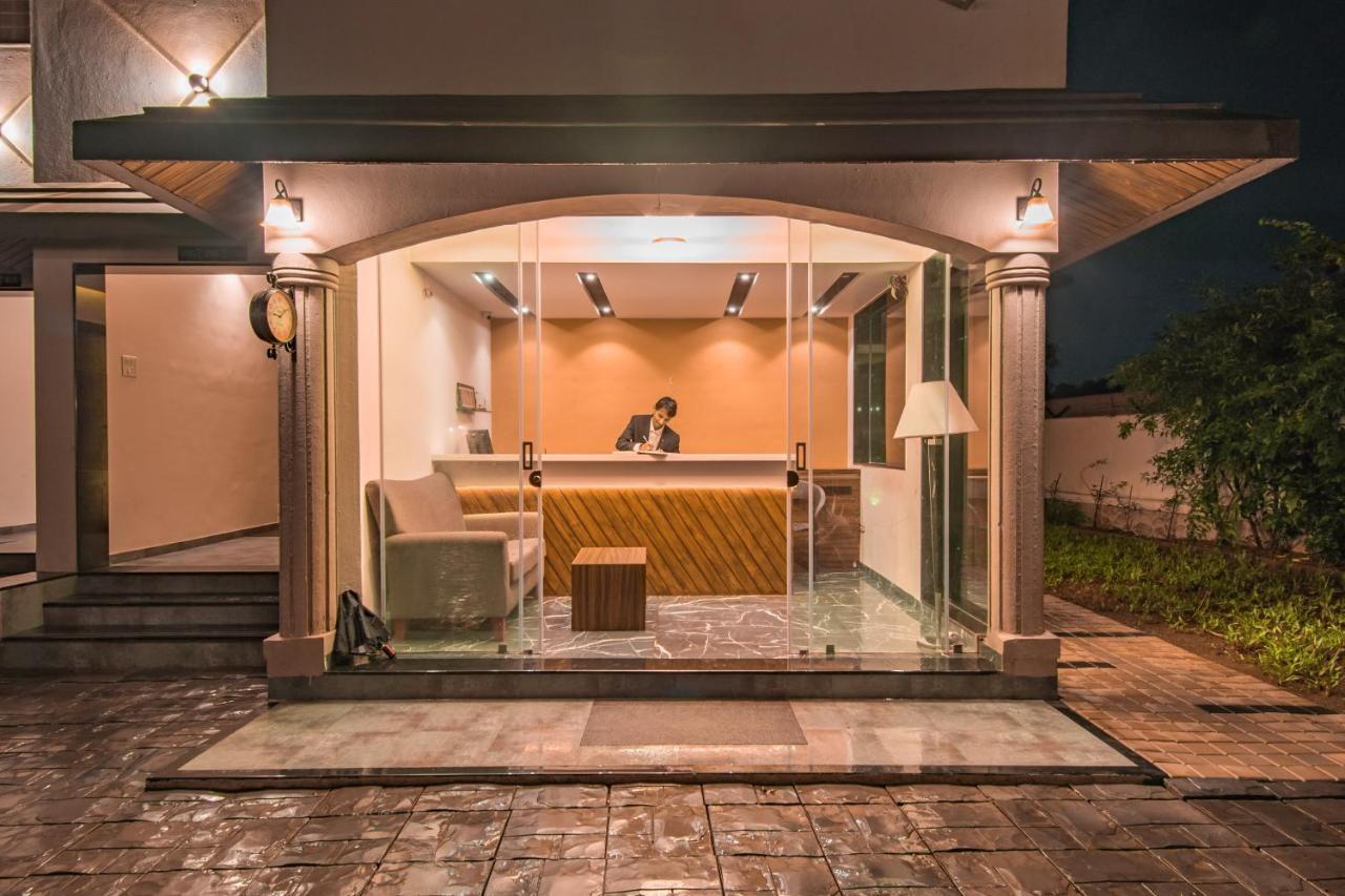 Hotel Treebo Five Elements, Lonavala Extérieur photo